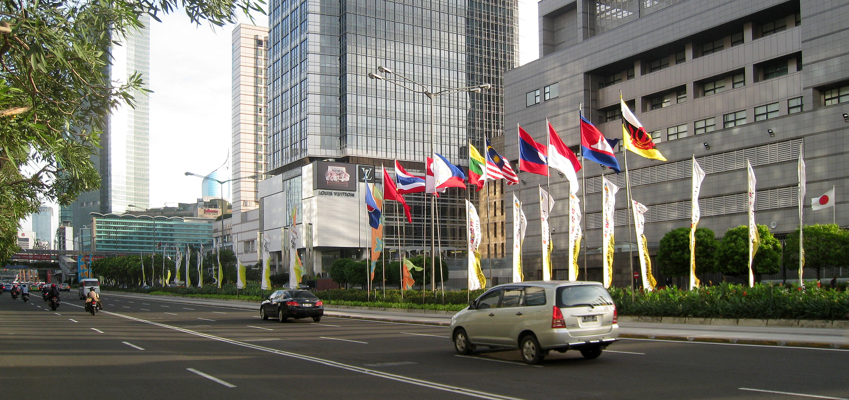 Structural Aseanisation:  Hegemonic Repositioning and European strategy in the South China Sea